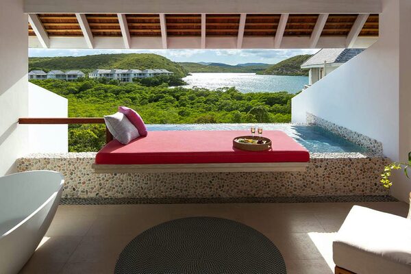 ESCAPE BAY VIEW POOL SUITE Photo 1